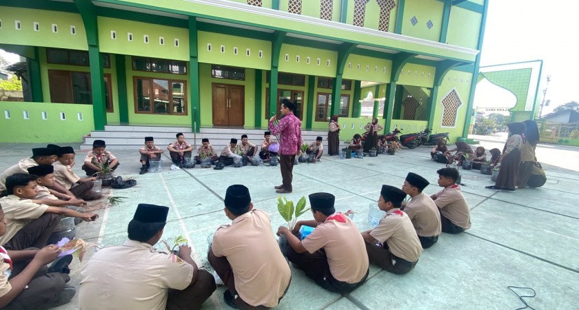 Pendidikan Karakter dan Cinta Lingkungan Warnai Penutupan MATAMUDA MA Al-Azhar Sale 2026/2027