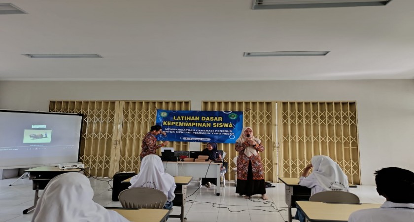 Menumbuhkan Jiwa Pemimpin Muda: Seri 2 LDK OSIM MA Al Azhar Sale Periode 2025/2026 Berlangsung Inspiratif